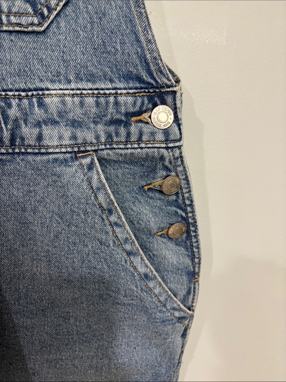 GAP Light Blue Women's Denim Overalls baggy fit - Picture 4 of 7